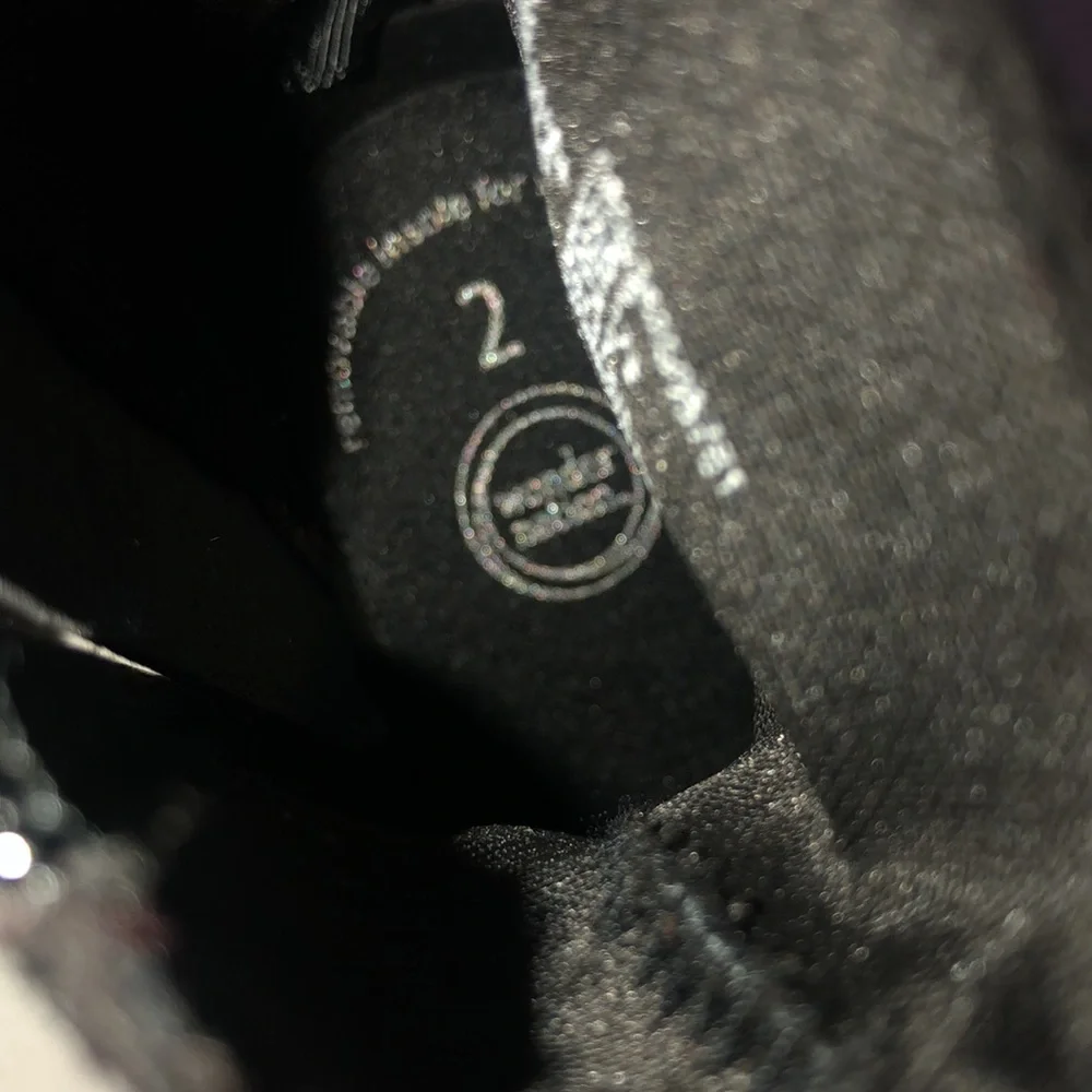 NWOT baby shoes